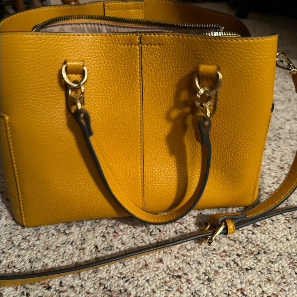 Lovely butterscotch purse. - Picture 5 of 5